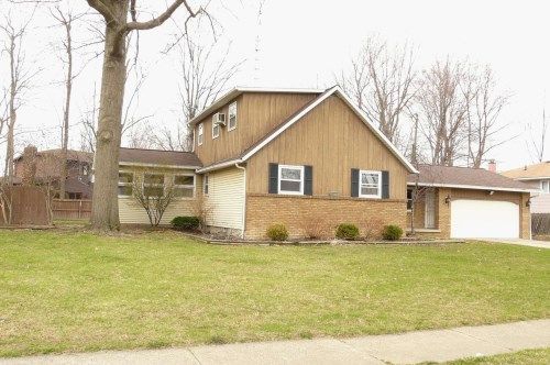 4600 Edgewood Dr, Lorain, OH 44053