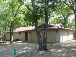 4 Thunderbird Dr, Eureka Springs, AR 72631
