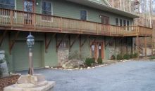 75 Cougar Lane Saluda, NC 28773