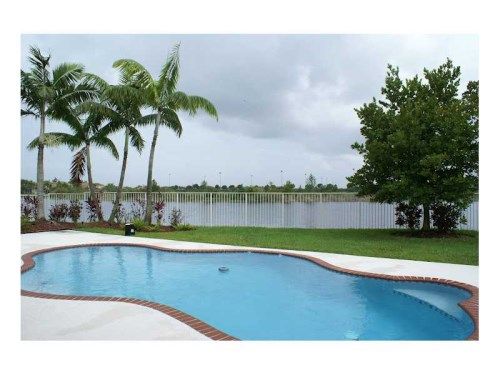 862 TULIP CR, Fort Lauderdale, FL 33327