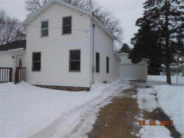 145 N Beebe St, Marshall, WI 53559