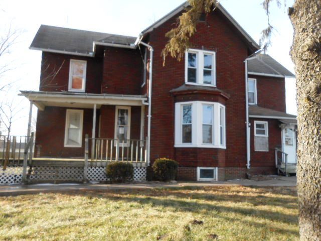 607 Maple St, Seaton, IL 61476