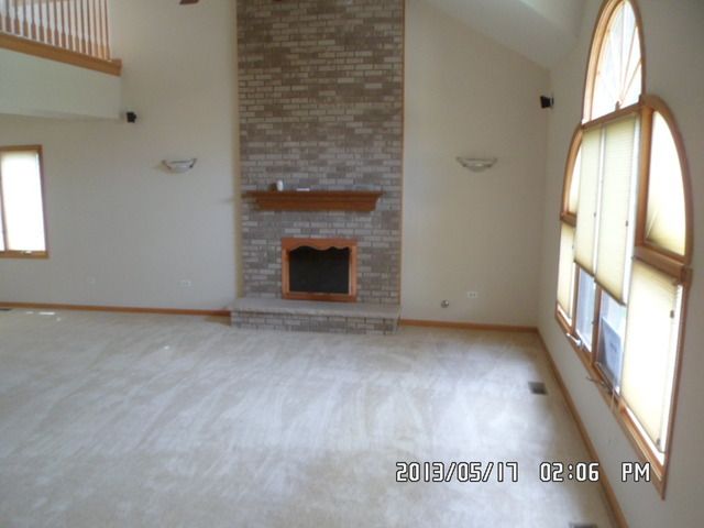 1206 Covington Dr, Lemont, IL 60439