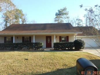 2020 Sandpiper Ln, Gautier, MS 39553