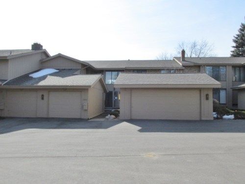 7444 Bridge Way Unit #17, West Bloomfield, MI 48322