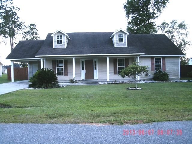 105 Utah Cir, Adel, GA 31620