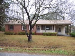 911 N Gordon Ave, Adel, GA 31620