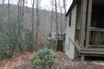 210 Grandview Dr, Tuckasegee, NC 28783
