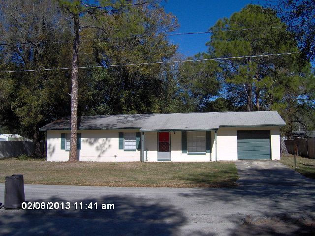 624 John St, Lake Helen, FL 32744