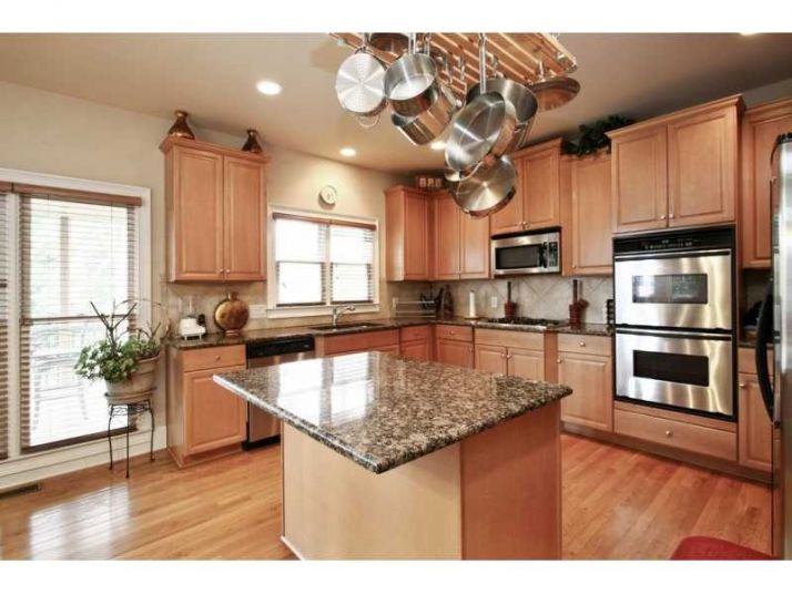 281 Prestbury Court, Suwanee, GA 30024