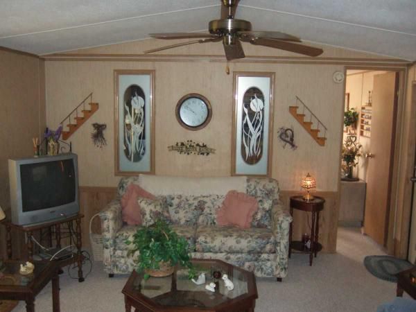 2299 MAIN ST, Fruitland Park, FL 34731