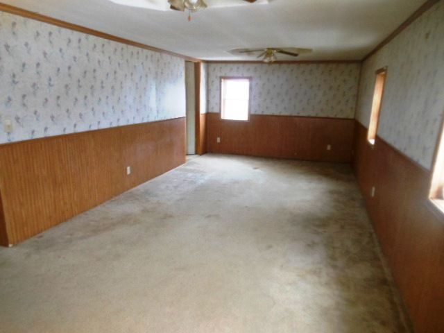 2001 County Rd 000n, Greenup, IL 62428