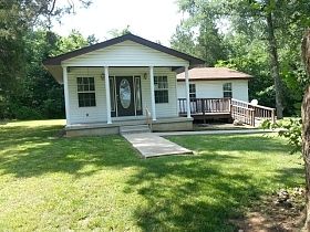 Webster Rd, Caledonia, MO 63631