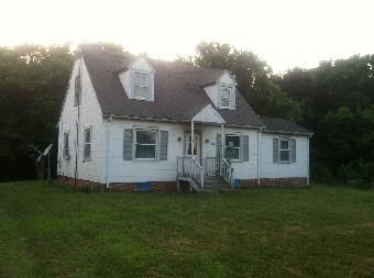 2903 Hampton Hall Rd, Callao, VA 22435
