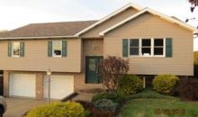 17 Lindsay Dr Uniontown, PA 15401