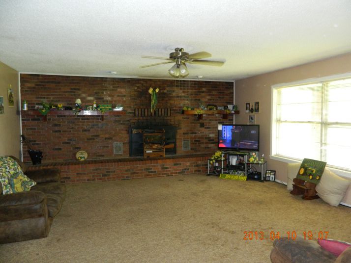 385 River Port, Scranton, AR 72863