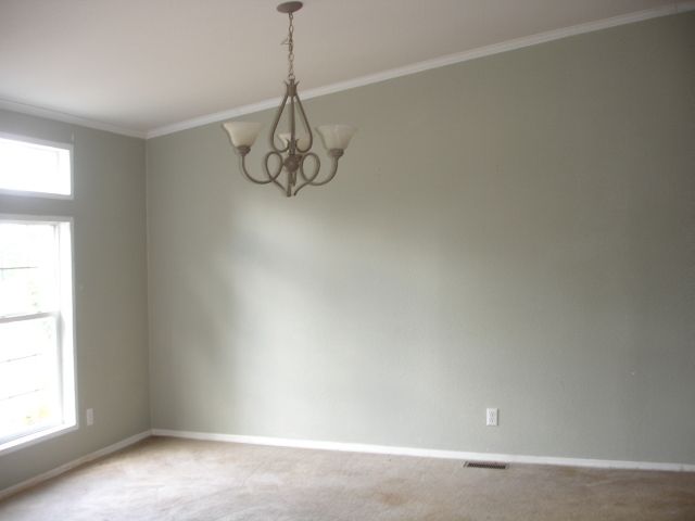 682 Elm St, Cushing, TX 75760