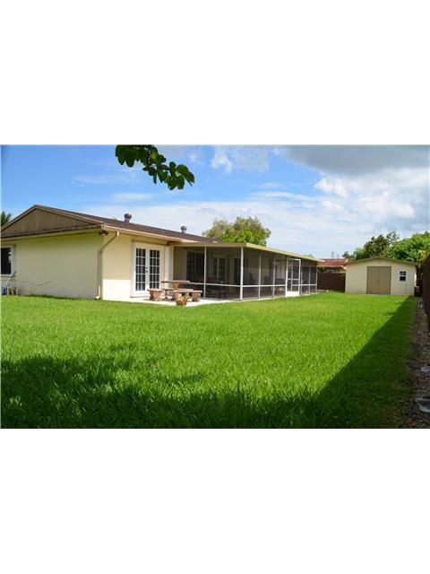 12940 SW 111 AV, Miami, FL 33176