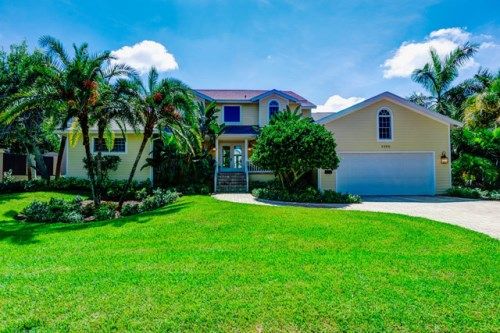 1390 HARBOR DR, Sarasota, FL 34239