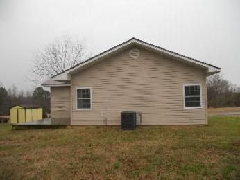 304 N 15th St, Erwin, NC 28339