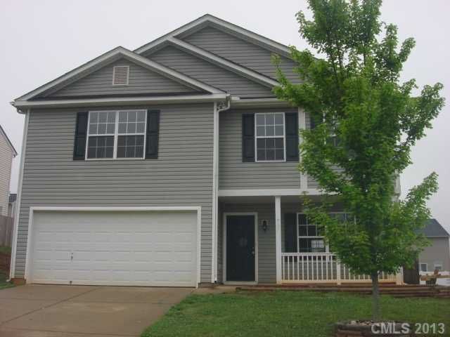 925 River Trail Rd, Lowell, NC 28098