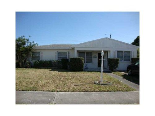 880 NE 178 TE, Miami, FL 33162