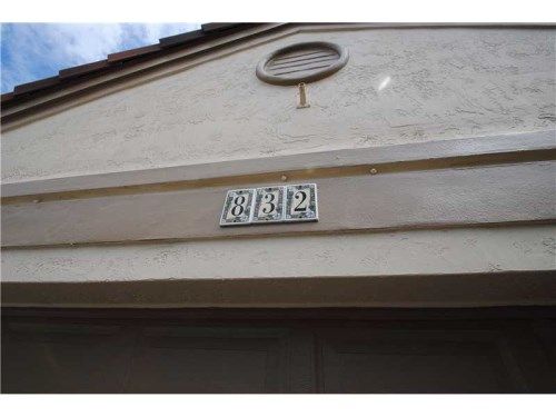832 SAND CREEK CR, Fort Lauderdale, FL 33327