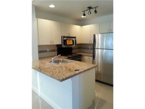 14931 SW 104 ST # 22-23, Miami, FL 33196