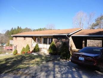 31 Elwood Lane, Flatgap, KY 41219