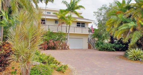 420 11th Street, Key Colony Beach, FL 33051
