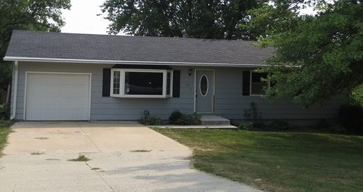 718 Thorn St, Stanton, IA 51573