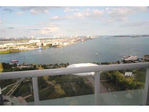 50 BISCAYNE BL # 2904, Miami, FL 33132