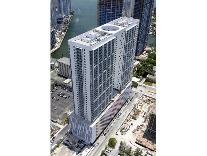 500 BRICKELL AV # 3710, Miami, FL 33131
