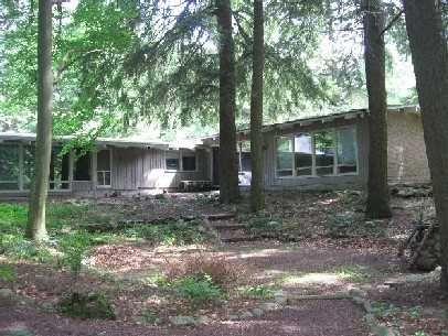 333 Beaupland Dr, Bear Creek, PA 18602