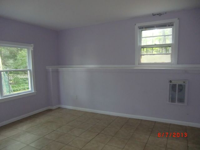 18 Oakwood Dr, Harwinton, CT 06791