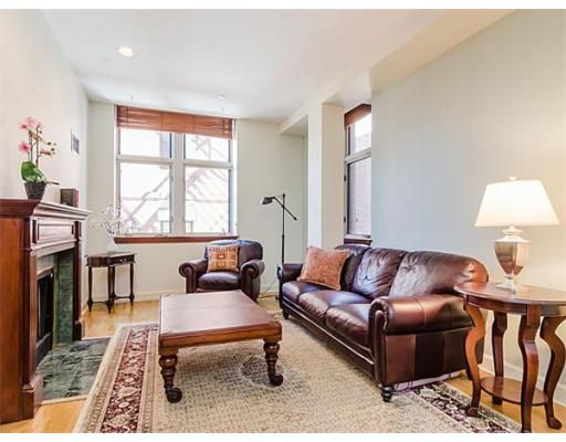 Clarendon St #208, Boston, MA 02116