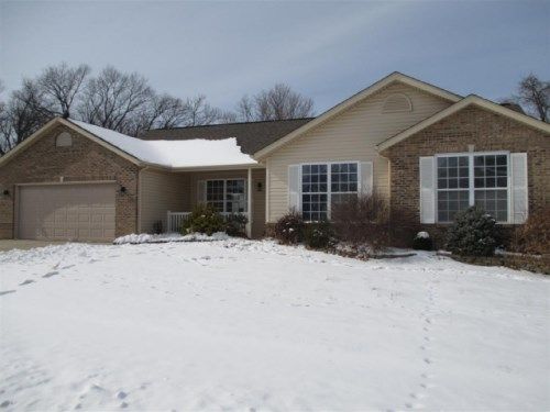 230 West Woodland Ridge, Valmeyer, IL 62295