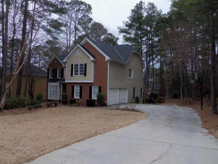 6282 Woodlore Drive, Acworth, GA 30101