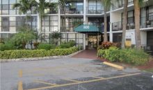 800 PARKVIEW DR # 416 Hallandale, FL 33009