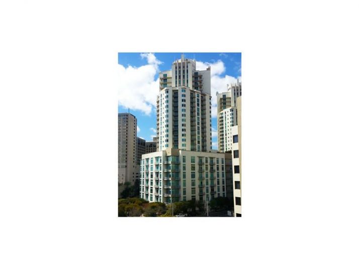 9055 SW 73 CT # 2108, Miami, FL 33156