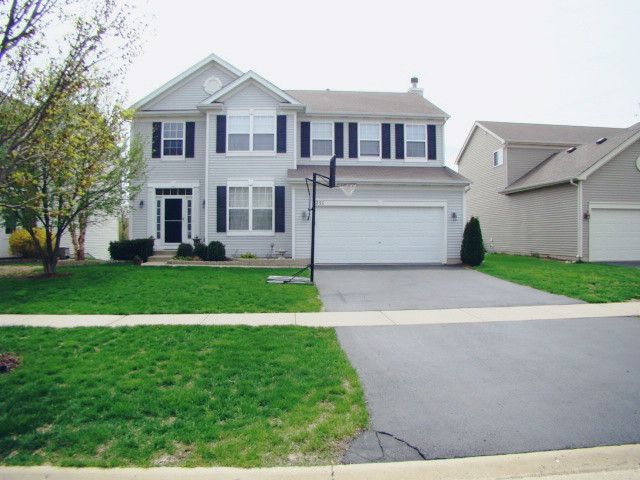 251 JOHN M BOOR Drive, Gilberts, IL 60136