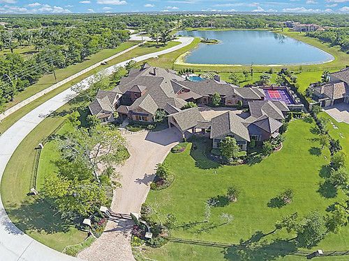 10 RETREAT BLVD, Richmond, TX 77469