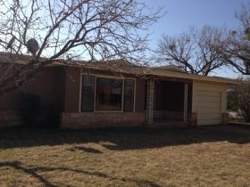 1332 Ave O, Anson, TX 79501