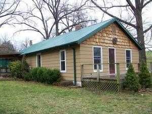 Hc 84 Box 192, Bakersfield, MO 65609