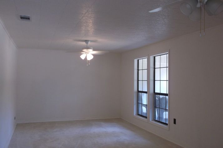 1602 Leggett Road, Converse, LA 71419