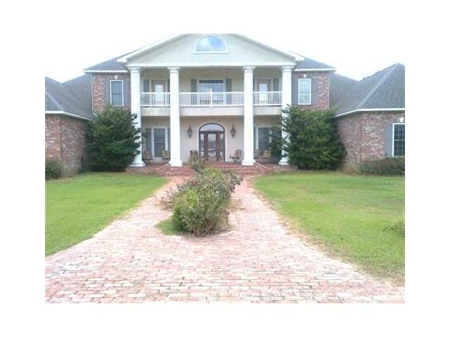 167 Grayson Marler Rd, Hineston, LA 71438