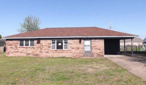 451 Crestmont Cir, Blytheville, AR 72315