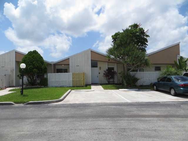 506 WOODGATE CR # D, Fort Lauderdale, FL 33326