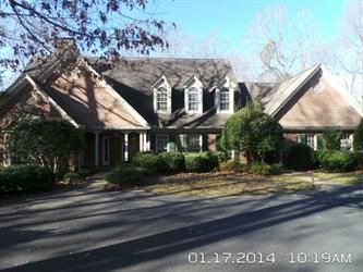 357 Twin Oaks Dr, Spartanburg, SC 29306