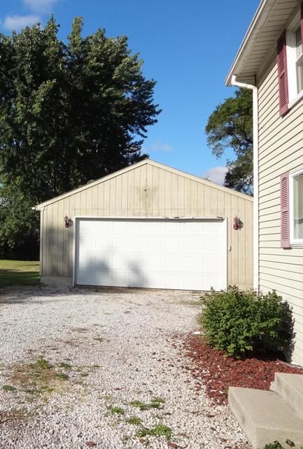 206 W Main St, Metamora, OH 43540